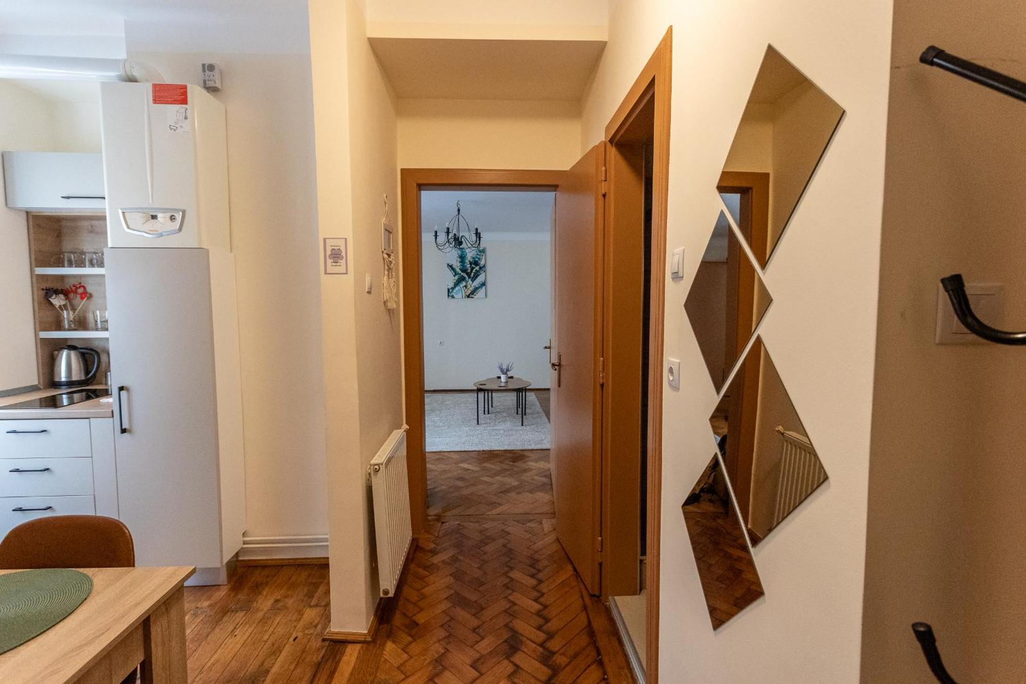 Supreme Deer Apartment Brasov Luaran gambar
