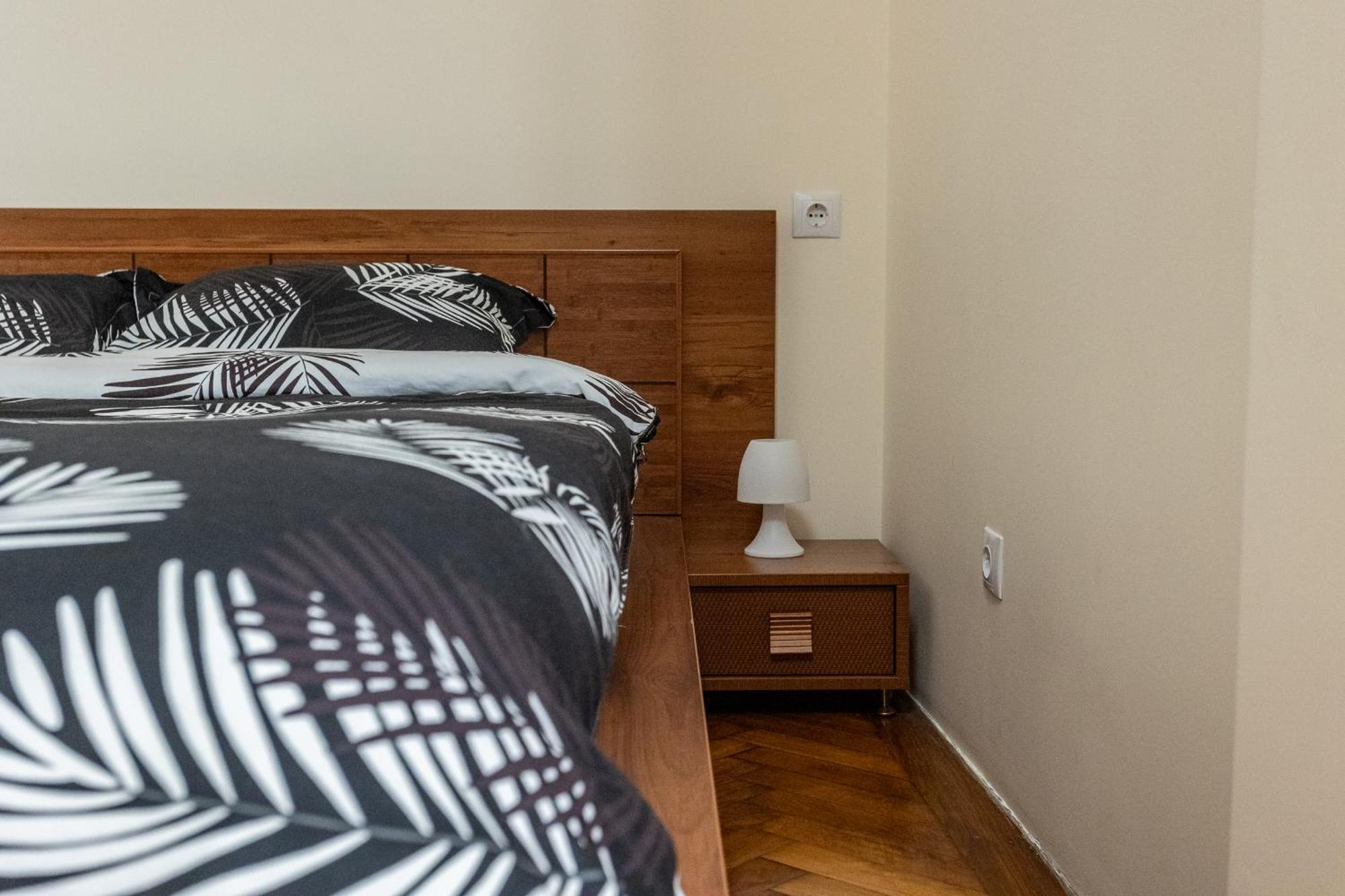 Supreme Deer Apartment Brasov Luaran gambar